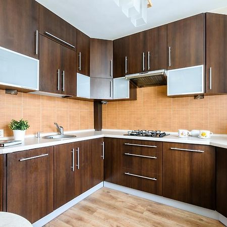 Apartament Europa 22 Ul.Szeroka Tomaszow Mazowiecki Bagian luar foto